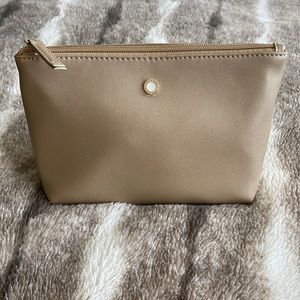 NWT Bulgari BVLGARI Toiletry Travel Bag Emirates Airlines Exclusive